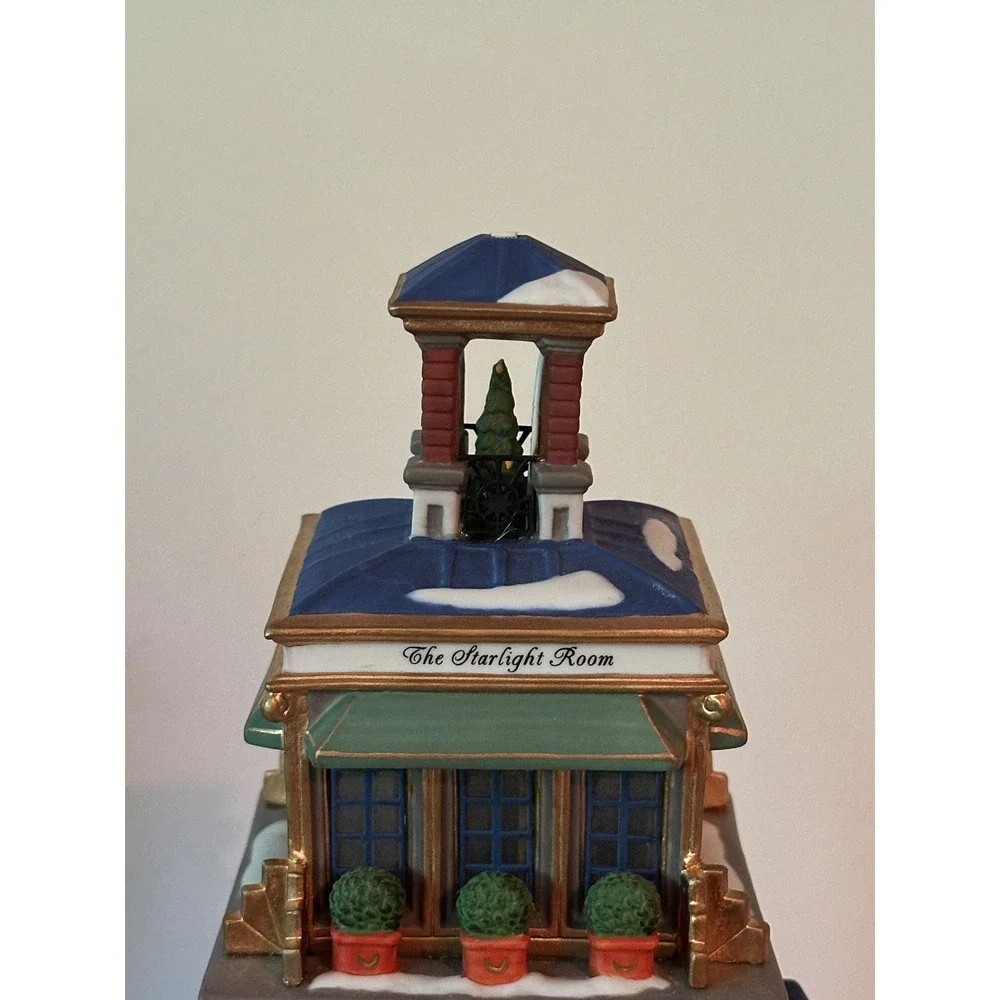 Department 56 Christmas in the City‎ Paramount Hotel Village House NO LIGHT STAR